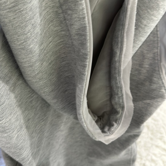 Zip up hoodie - Picture 4 of 10